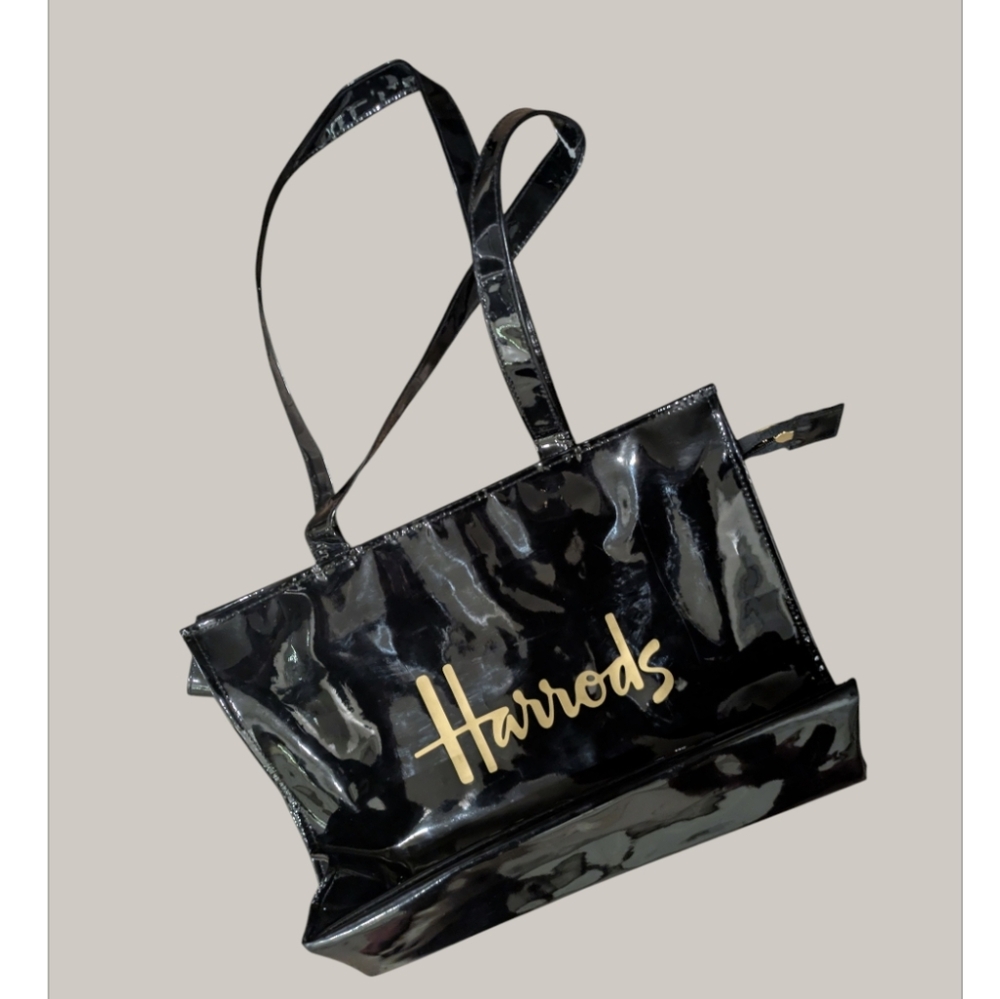 Harrods Glossy Patent Zippered Tote – Black & Gold